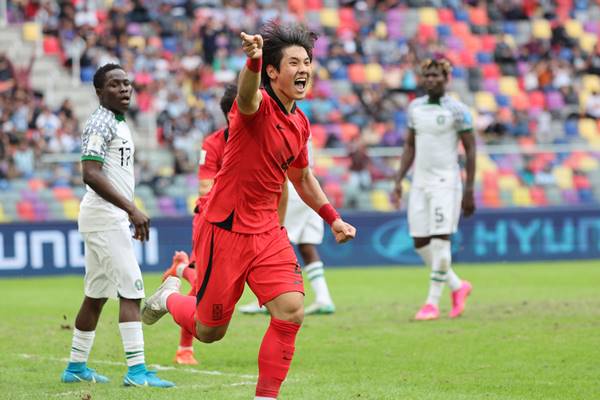 منتخب كوريا يتأهل لدور الأربعة في بطولة كأس العالم لكرة القدم تحت 20 سنة